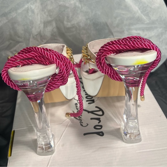 Lemon Drop by Privileged Lady Platform Heels - Picture 10 of 12